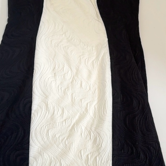 Roz & Ali sleeveless black and white dress size 14 - Picture 4 of 7
